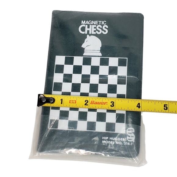 Vtg Travel Magnetic Chess Hip Hugger Model No 514-7 Green Complete - Picture 4 of 6